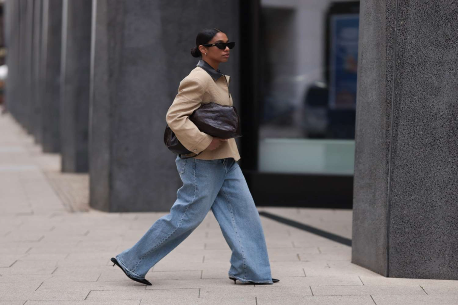 Shoes To Wear With Baggy Jeans
